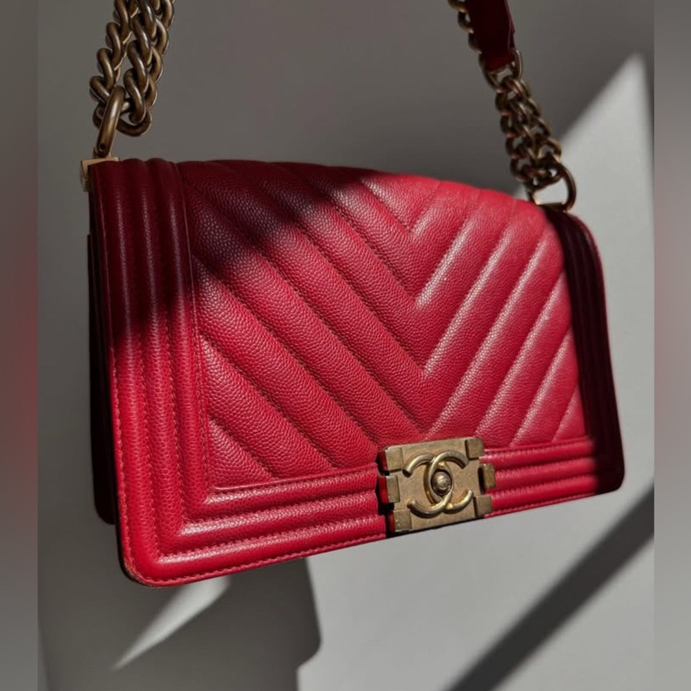 ❤️CHANEL❤️ Boy Bag